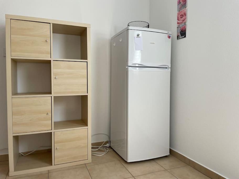 Appartement Tout Confort 2-4 Pers 500 M De La Plage Avec Piscine Et Wifi Santa-Maria-Poggio  エクステリア 写真